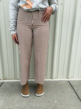 Load image into Gallery viewer, set on stripe pants - camel