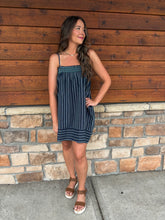 Load image into Gallery viewer, easy look dress
