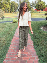 Load image into Gallery viewer, zebra pants
