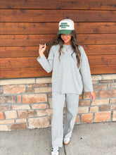 Load image into Gallery viewer, so effortless stripe set - grey
