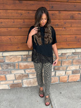 Load image into Gallery viewer, laced in love top
