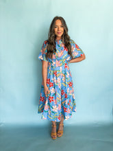 Load image into Gallery viewer, all eyes on you dress
