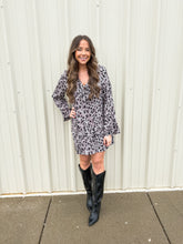 Load image into Gallery viewer, all eyes on you dress
