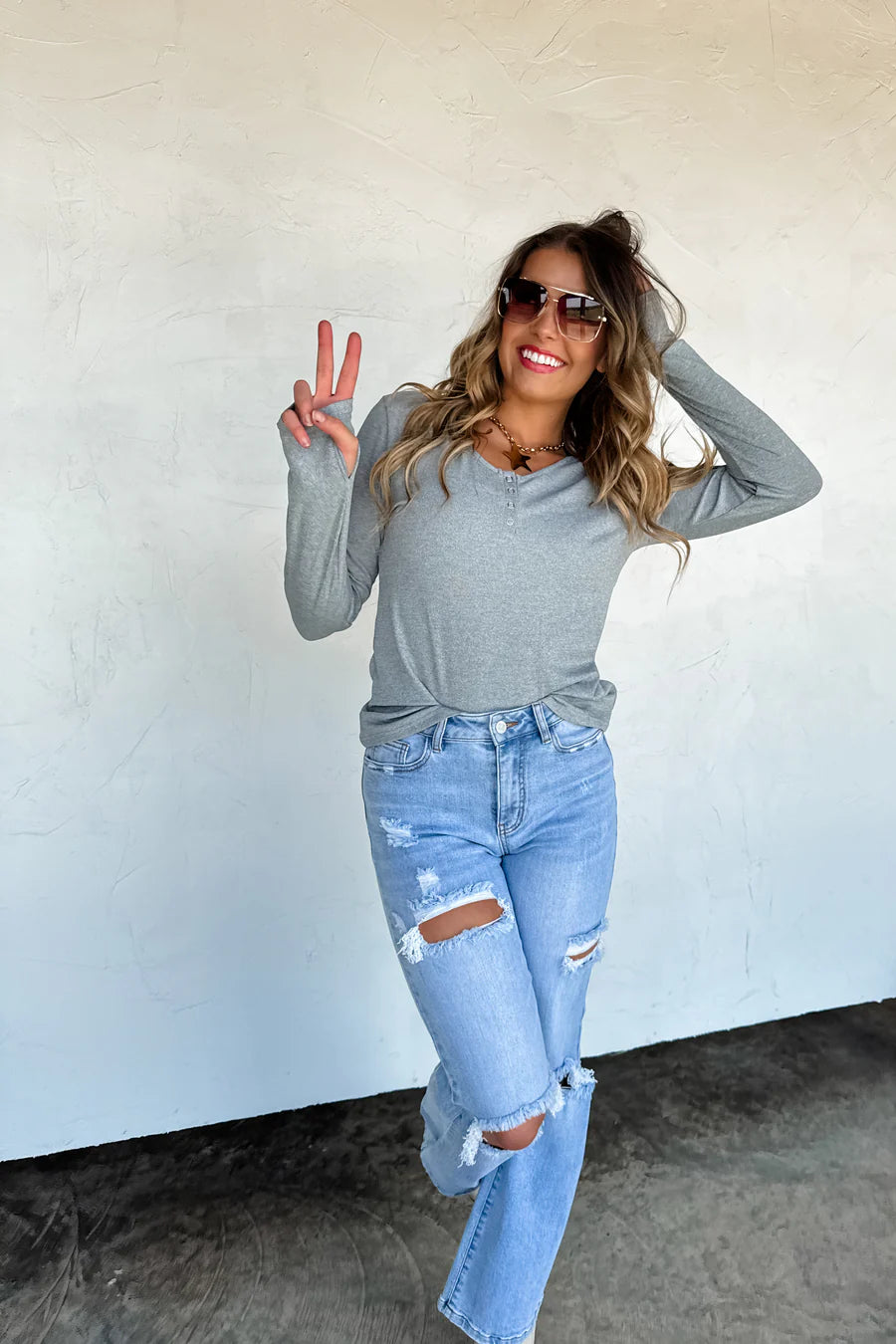 PREORDER- FALL BROOKLYN SNAP HENLEY TOP HEATHER GREY