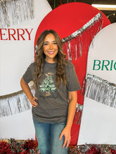 Load image into Gallery viewer, howdy holidays tee
