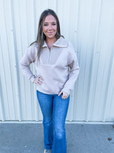 Load image into Gallery viewer, z supply sonata fleece sweatshirt
