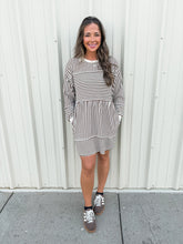 Load image into Gallery viewer, crossing boundaries dress
