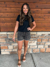 Load image into Gallery viewer, basic black tee
