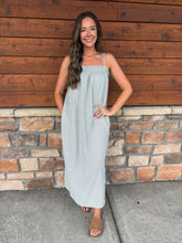 Load image into Gallery viewer, summer staple dress
