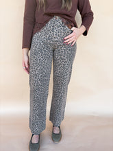 Load image into Gallery viewer, leopard jeans
