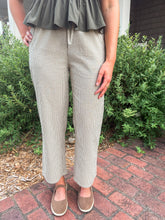 Load image into Gallery viewer, the evie plaid pants

