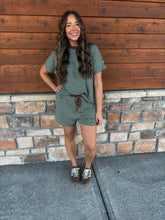 Load image into Gallery viewer, made your day stripe set - green
