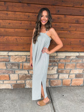 Load image into Gallery viewer, summer staple dress
