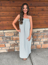 Load image into Gallery viewer, summer staple dress
