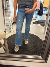 Load image into Gallery viewer, the kallie jean
