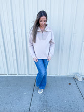 Load image into Gallery viewer, z supply sonata fleece sweatshirt
