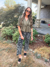 Load image into Gallery viewer, bandana pants - black
