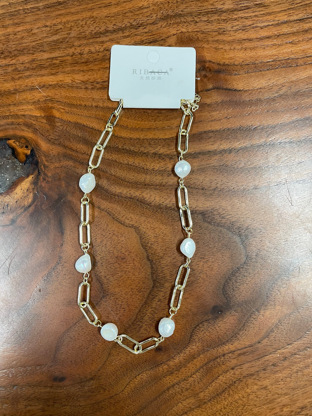 lara necklace