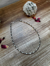 Load image into Gallery viewer, Mini Torpedo choker Sterling Silver Pearls
