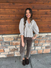 Load image into Gallery viewer, a fun flair top - brown
