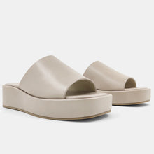 Load image into Gallery viewer, the lourdes sandals
